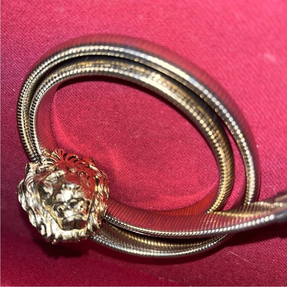 Lion head GOLDEN STRETCHY BELT ACCESSOCRAFT NYC Gold Tone Metal Twist Front, VTG - Picture 11 of 12